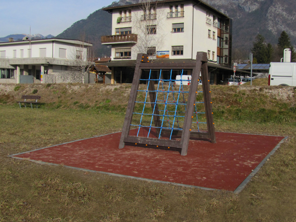 Gioco – Arrampicata con corda – PS0113