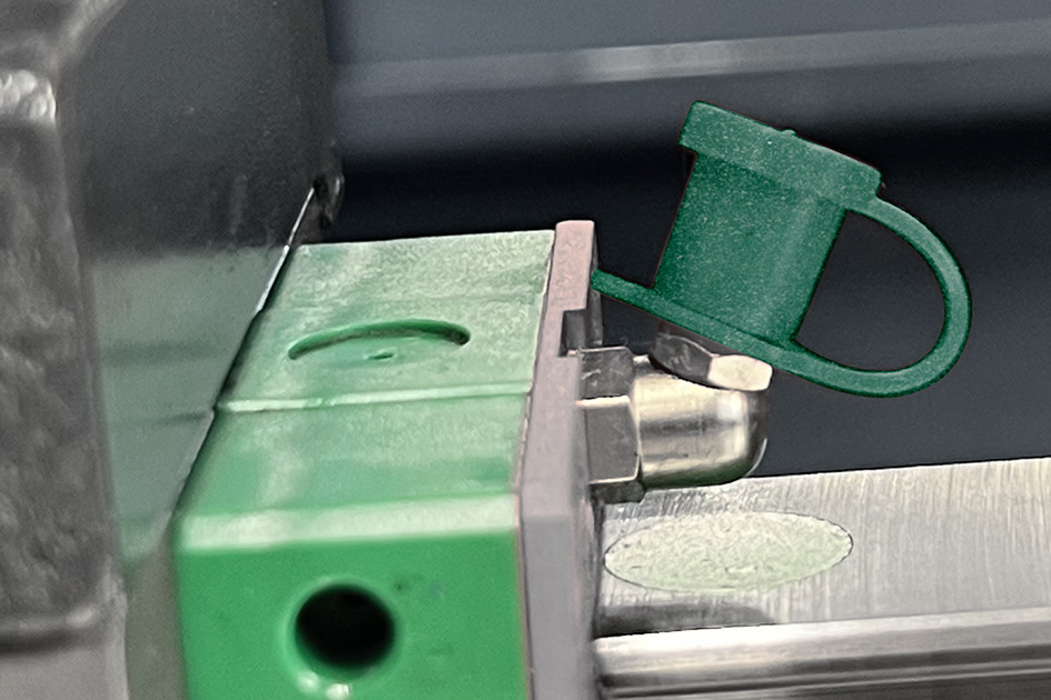 Tappo per ingrassatore con e senza cinghietta – TOL06L