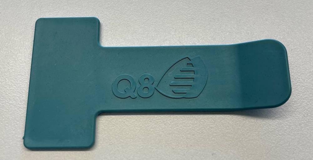 Clip Parabrezza Portabiglietto – EE-560